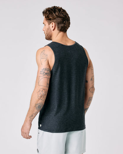 Strato Tech Tank Charcoal Heather | Vuori shop