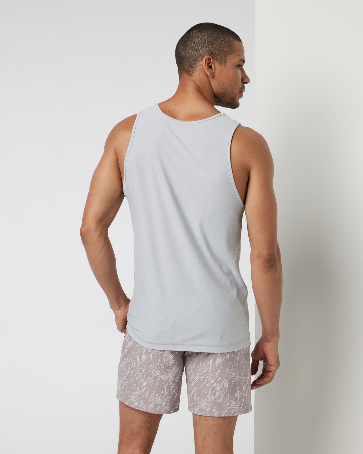 Strato Tech Tank Men's Platinum Heather Tank | Vuori sale