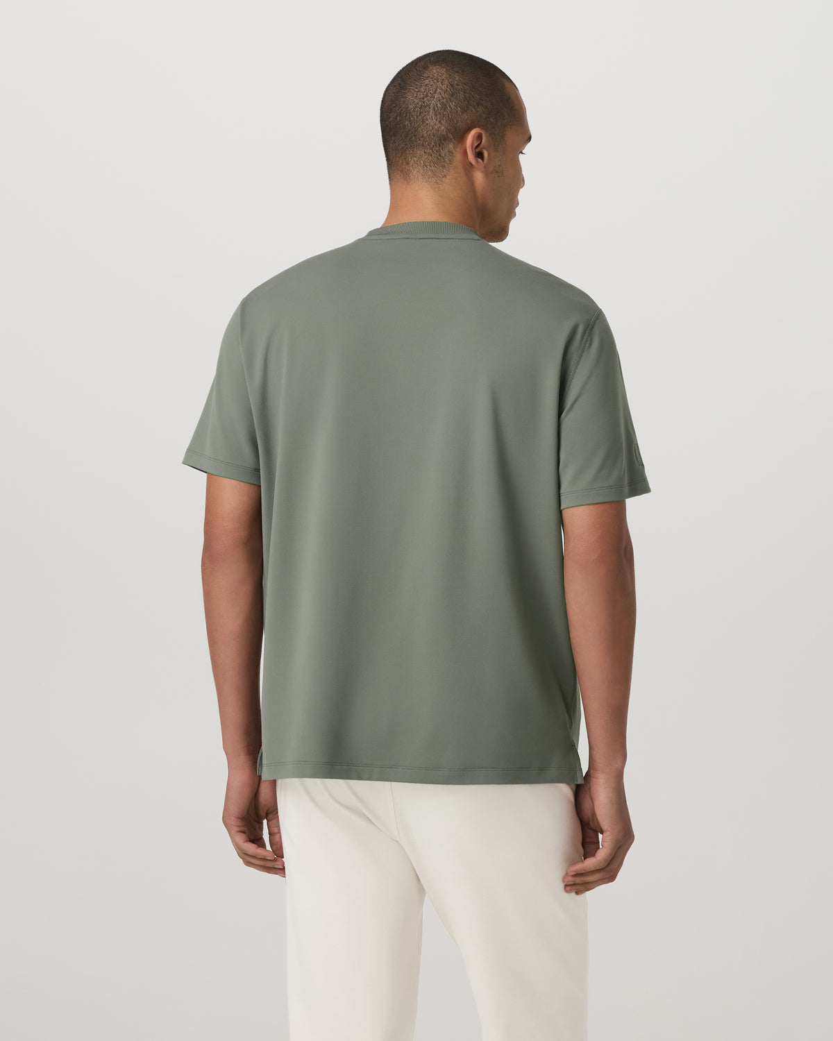 Short Sleeve Ponto Pocket Tee - Relaxed Fit Light Oregano | Vuori outlet